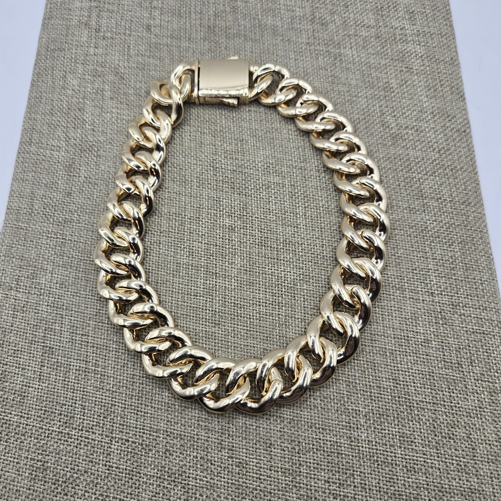 Elegant Gold and Sparkle Stones Chain Necklace